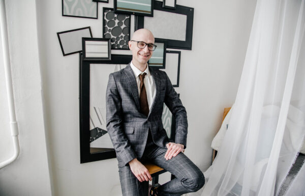 Ведущие Категория специалиста Ведущий Максим Воробьёв